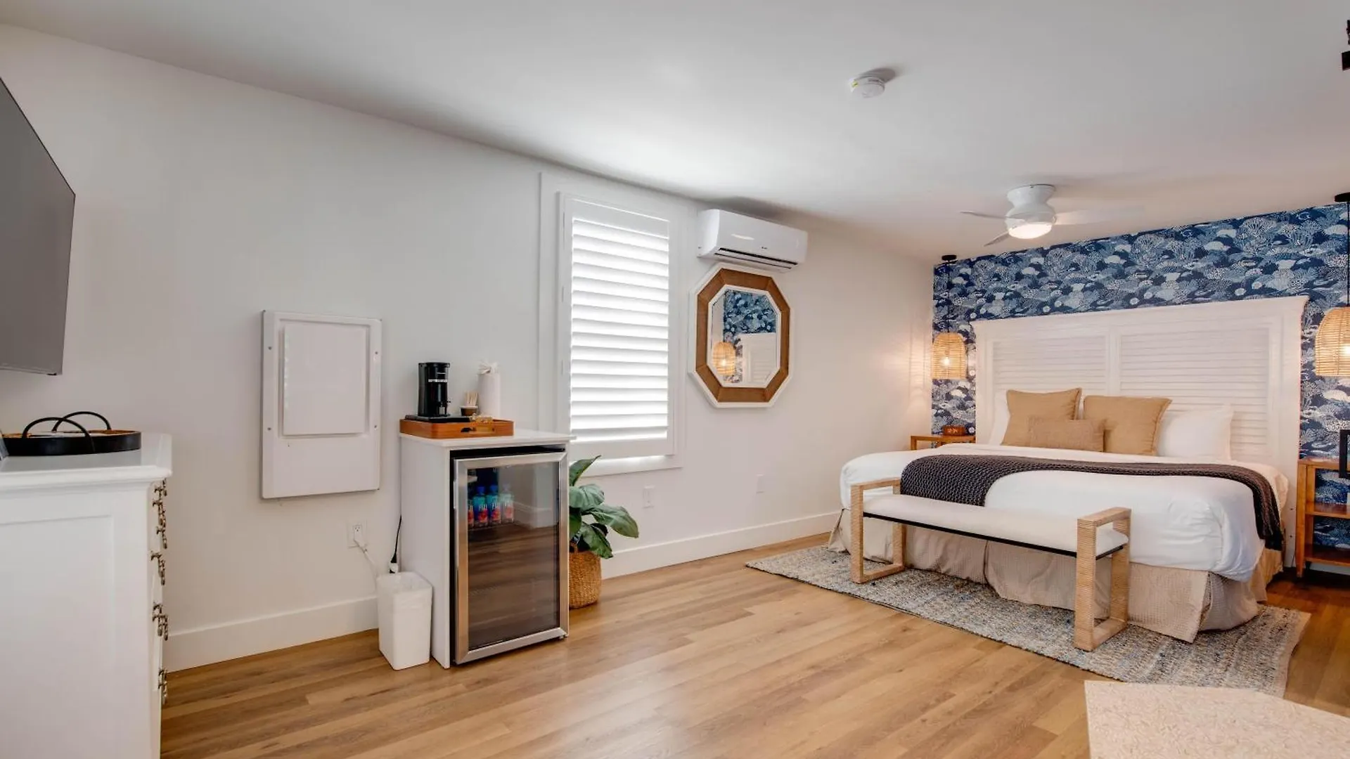 Underwater Cabana At Custom House Inn Key West Apartment