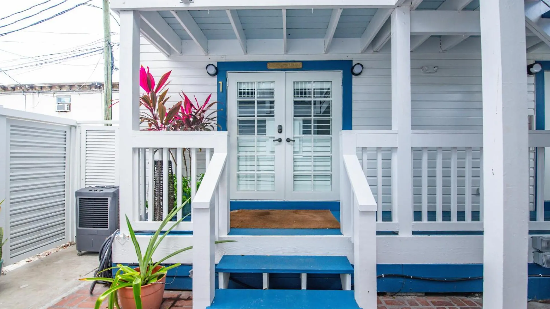 Underwater Cabana At Custom House Inn Key West 0*,